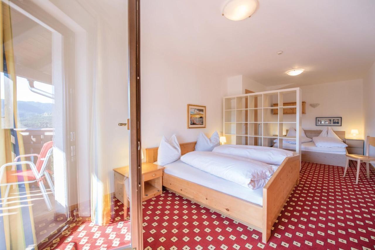 Apparthotel Feldhof - Living And Bistro Nova Ponente Exterior foto