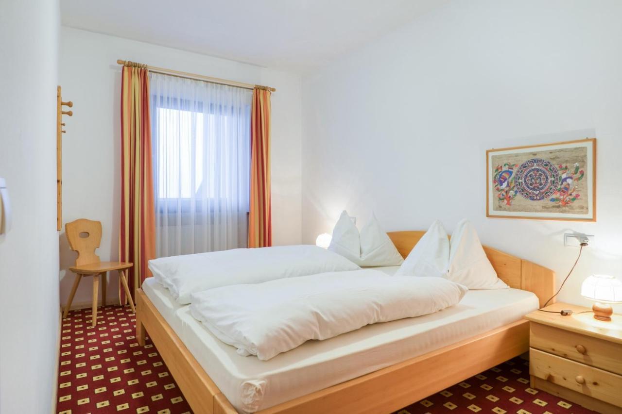 Apparthotel Feldhof - Living And Bistro Nova Ponente Exterior foto