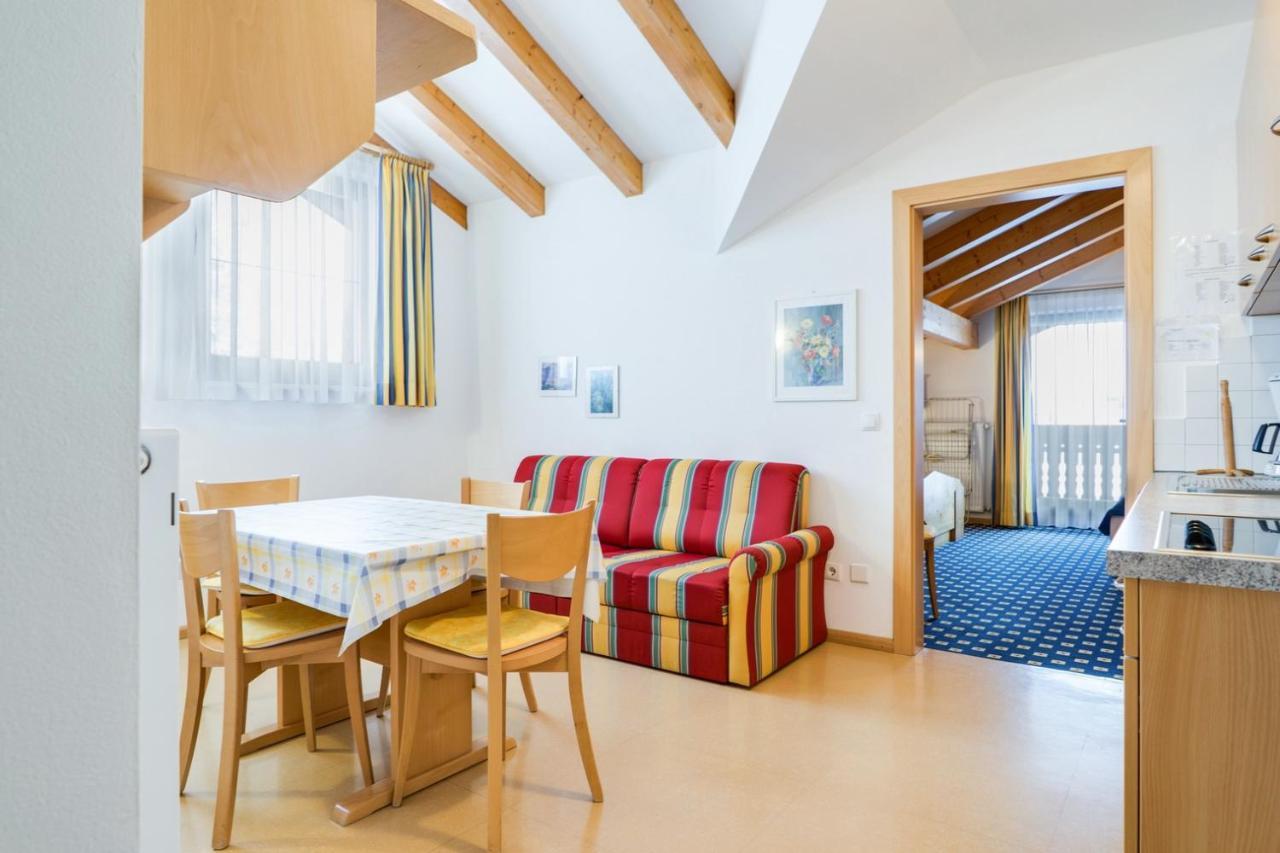 Apparthotel Feldhof - Living And Bistro Nova Ponente Exterior foto