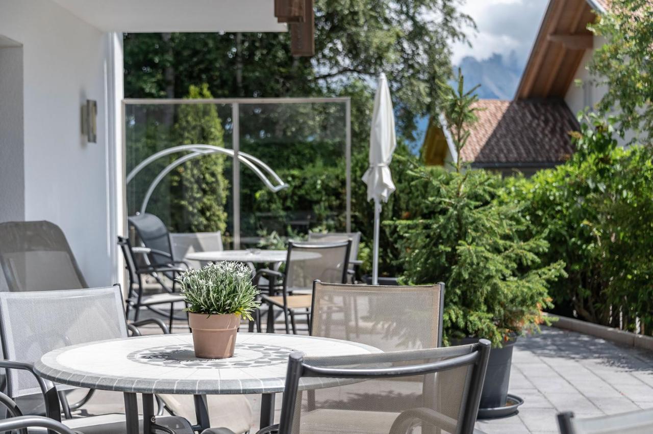 Apparthotel Feldhof - Living And Bistro Nova Ponente Exterior foto